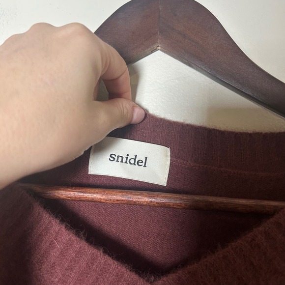 snidel Oversized V Neck Burgundy Maroon Cozy Knit Sweater Women's F - Picture 2 of 5